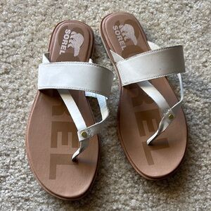 Sorel White Leather Sandals
